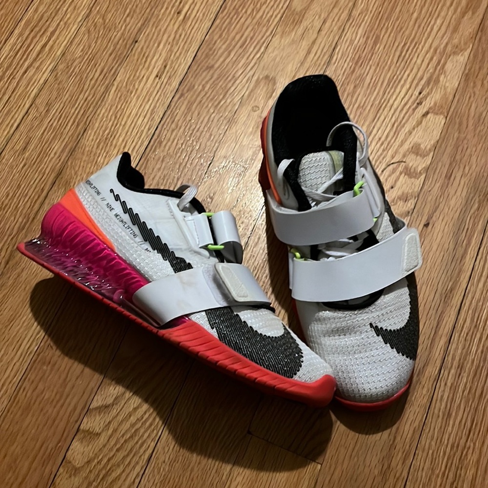 Nike Romaleos 4 gently used!!